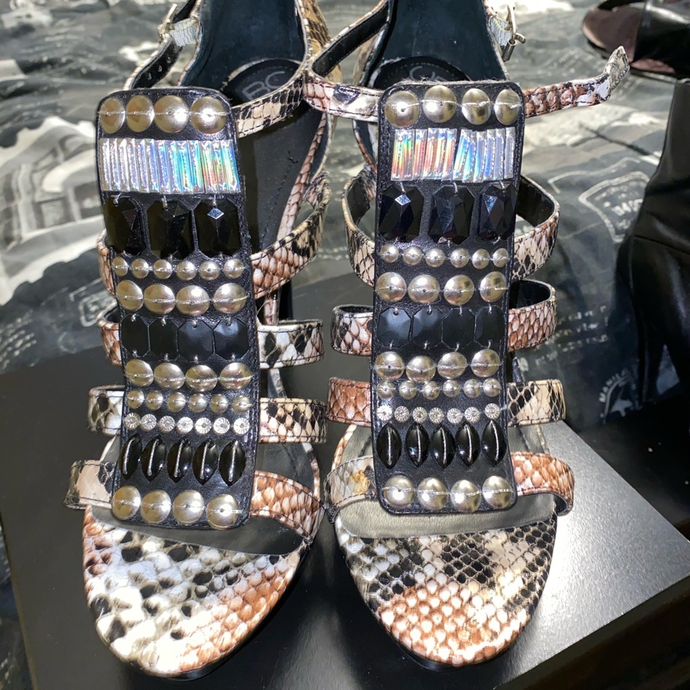 BCBG heels